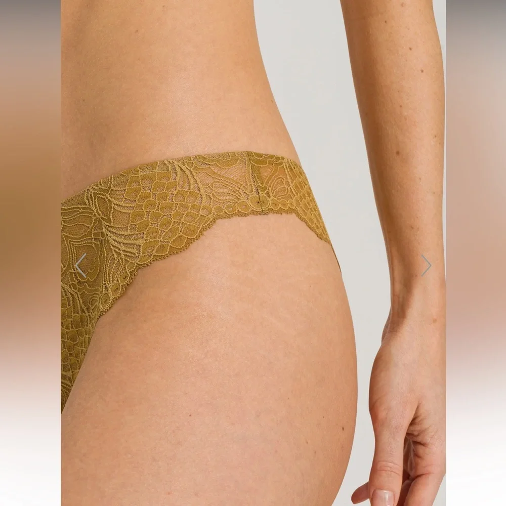 NWT HANRO Lilova Thong Golden Lace Size Large Luxury Lingerie Panties